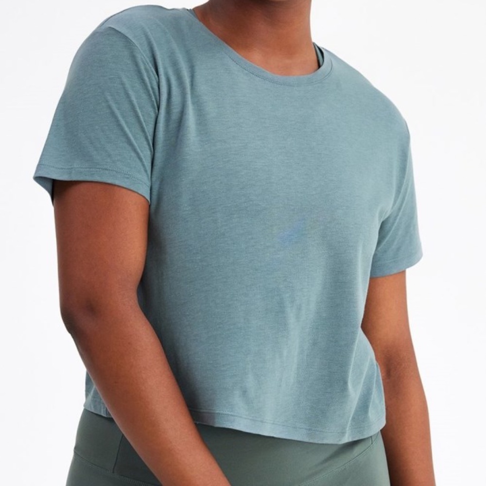 Girlfriend Collective Cupro Crop Tee - Thistle